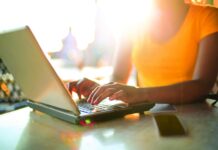 Стоит ли пользоваться онлайн-сервисами? Стоит ли пользоваться онлайн-сервисами?