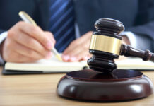 Как выбрать адвоката? Как выбрать адвоката?