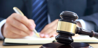 Как выбрать адвоката? Как выбрать адвоката?