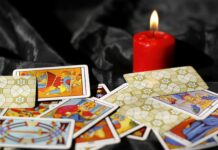 ТОП-3 раскладов Таро на любовь и отношения ТОП-3 раскладов Таро на любовь и отношения