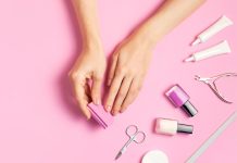 Преимущества магазина профессиональной косметики для маникюра: как выбрать и что можно приобрести