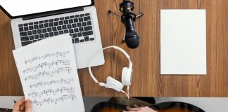 Тексты песен: когда и почему они необходимы