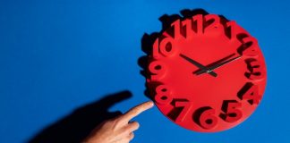 Как принудительно обновить время в Windows