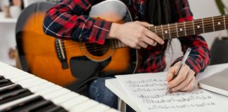 Первые шаги к музыкальной мечте: легкие аккорды для начинающих гитаристов