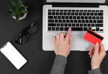 Дебетовые карты с возможностью доставки на дом для вашего удобства