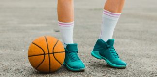 Мужские баскетбольные кроссовки: как выбрать идеальную пару для игры и стиля